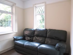 Living Room- click for photo gallery